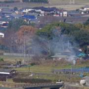 空氣充斥著燒焦的味道，誰說日本人環保呢？