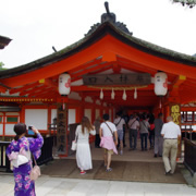 宮島神社入口。