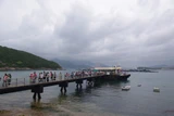 來到東龍島的碼頭。