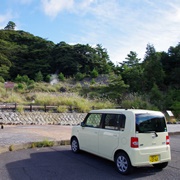 這裡的好處，是四處都有停車場。