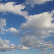 藍天白雲。