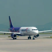 同屬海南航空的香港快運。。