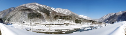 庄川‧白川鄉路上