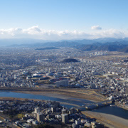 岐阜城上。