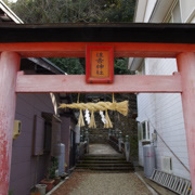 附近就是住吉神社。