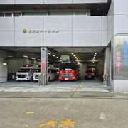 返回酒店路上。
