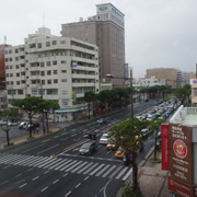 坐在酒店的餐廳向外望，就是偷得浮生半日閒的感覺。