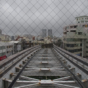 おもろまち駅月台。