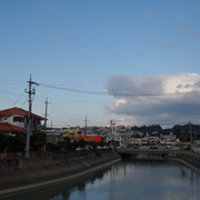 美浜橋上的天空。