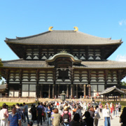 東大寺門外。