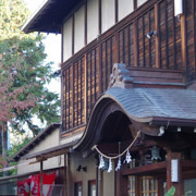 土佐稲荷神社。