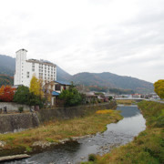 琴電-琴平駅附近的金倉川。