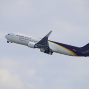 UPS航機。