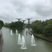 前往GARDEN BY THE BAY。