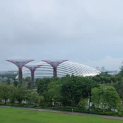 前往MARINA BAY路上。