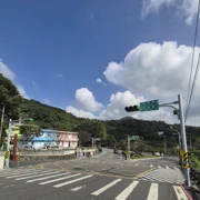 等待回程嘅公車。