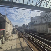 估唔到喺搵唔到一間可以午餐嘅食肆。