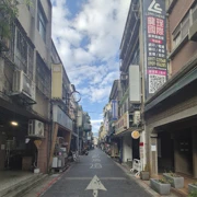 未營業嘅士林夜市。