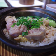 今天的晚餐，香港地道北菇蒸雞飯…