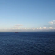上面同下面睇既海岸線都係差不多。