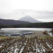 西湖上既富士山。