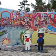 小鎮內公園及餐廳。