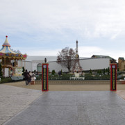 小鎮內公園及餐廳。