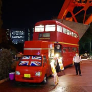 東京鐵塔外小食車。