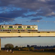 多摩川児童公園內。