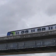 橫過Fraser River既SkyTrain。