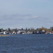 繼續係River Road尋找其他景點。