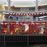 去到附近既商場，農曆新年既裝飾仲係到。