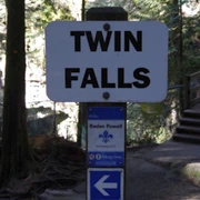 Twin Falls Bridge。