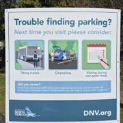 假期似乎真係一(車)位難求。