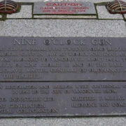 Nine O'Clock Gun。