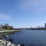 English Bay Beach。