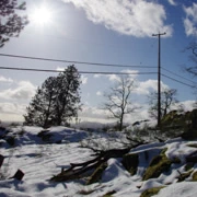 沿天文台旁的樓梯下行‧‧‧