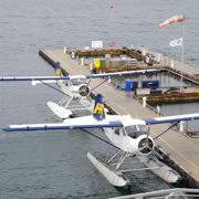 Harbour Air。